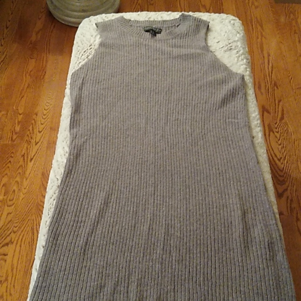 Forever 21 Sweater Dress - Picture 6 of 10